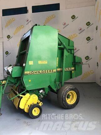 John Deere 590 Ronde-balenpersen