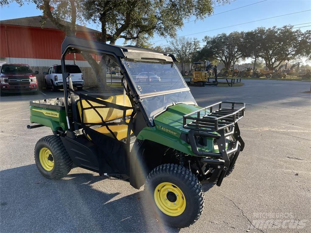 John Deere 590E Utiliteitsmachines
