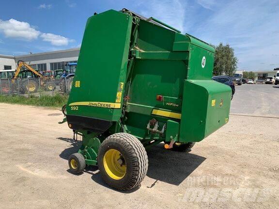 John Deere 592 Ronde-balenpersen