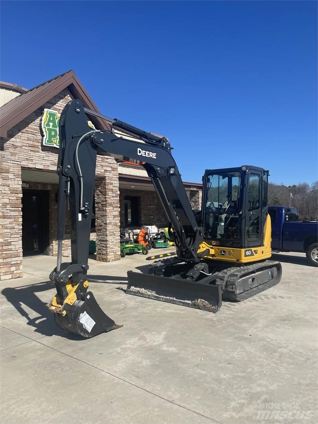 John Deere 60 P Minigraafmachines < 7t
