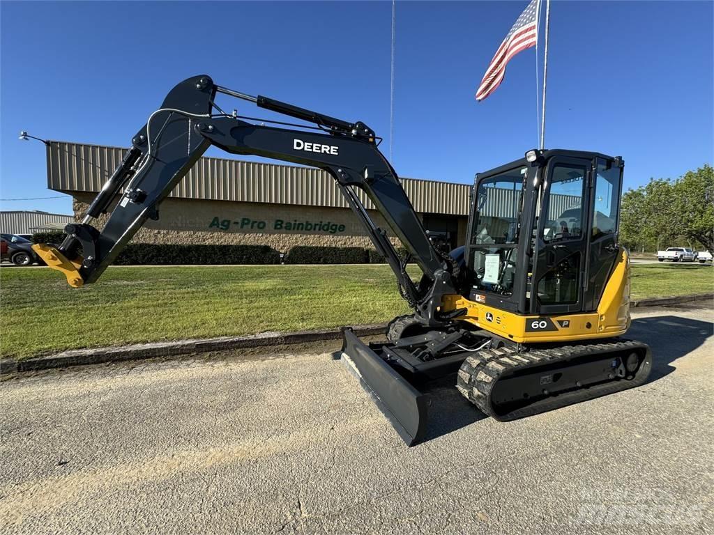 John Deere 60 P Minigraafmachines < 7t