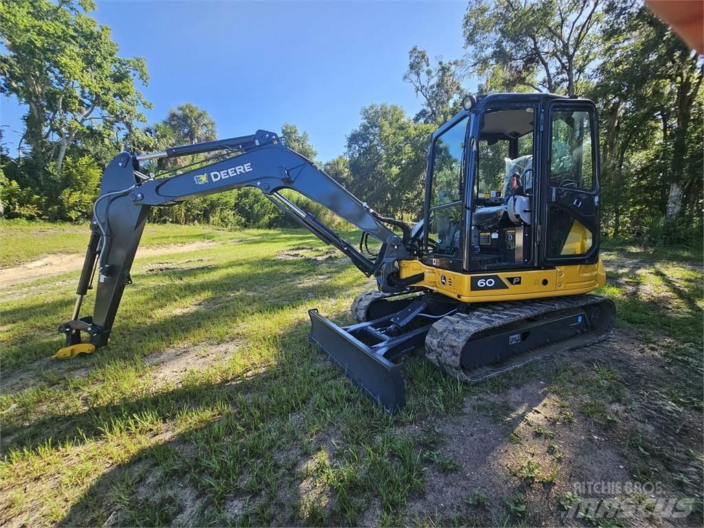 John Deere 60 P Minigraafmachines < 7t