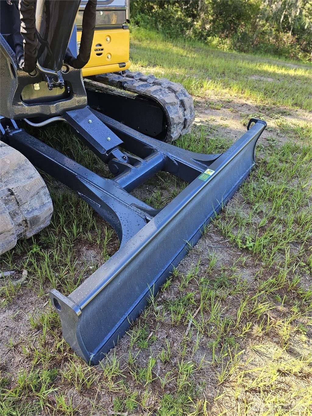 John Deere 60 P Minigraafmachines < 7t