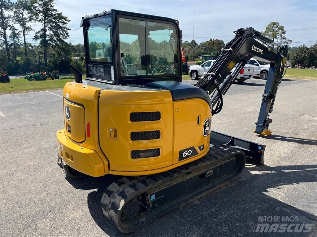 John Deere 60 P Minigraafmachines < 7t