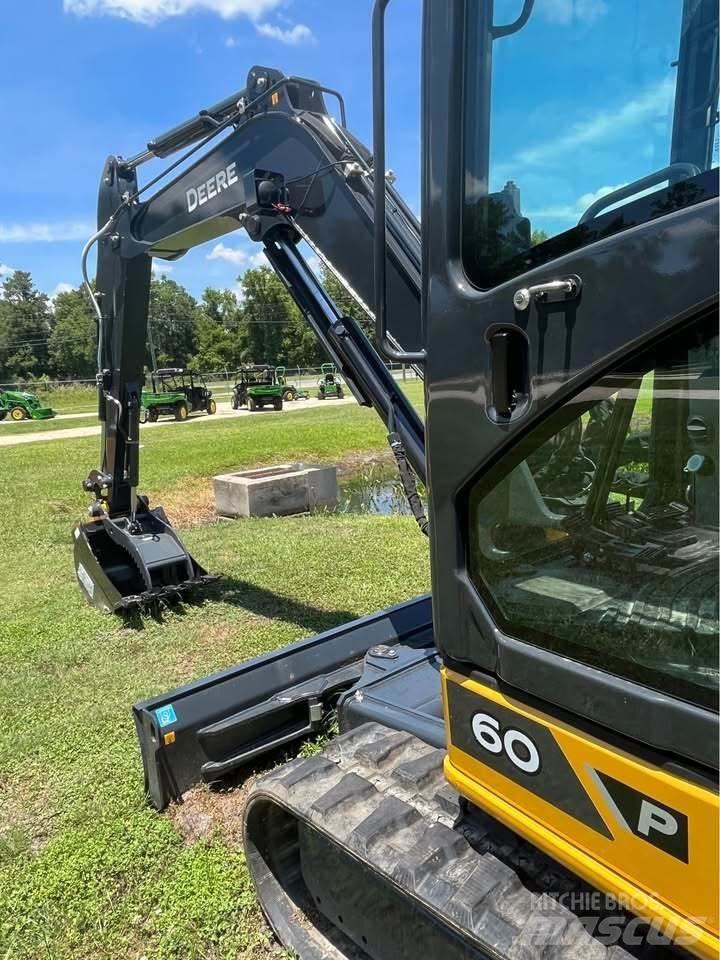 John Deere 60 P Minigraafmachines < 7t