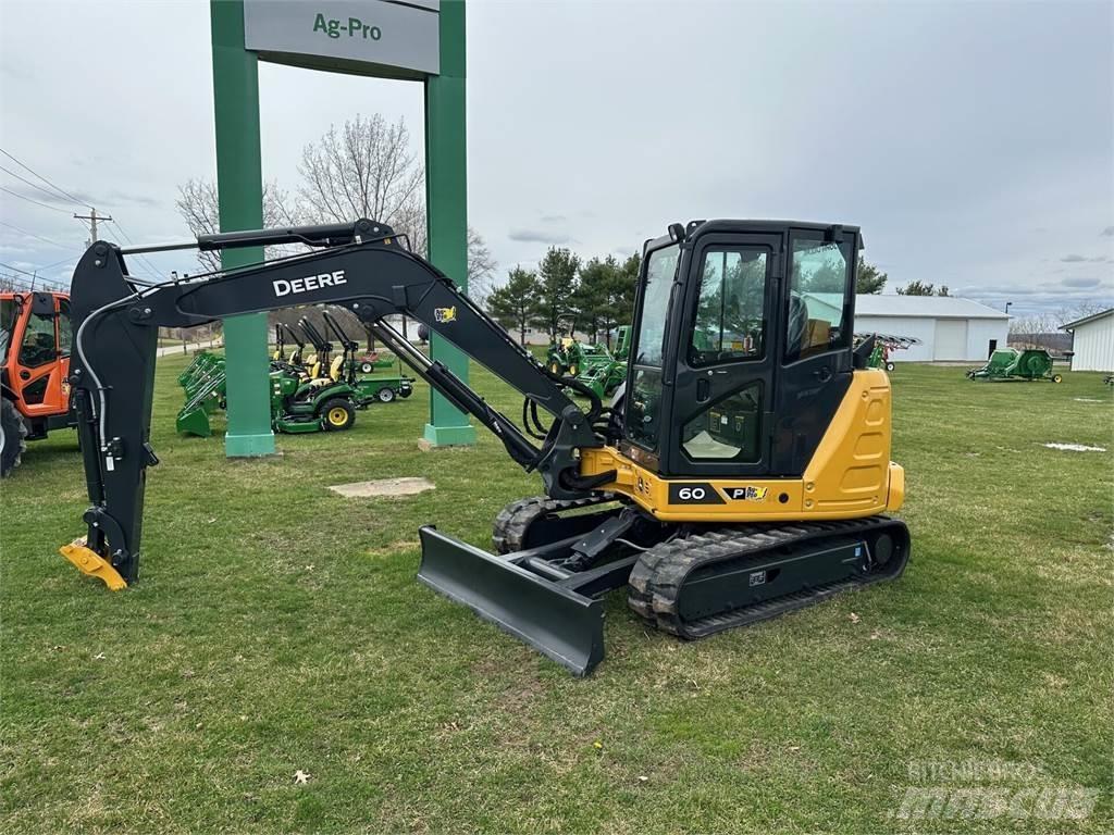 John Deere 60 P Minigraafmachines < 7t