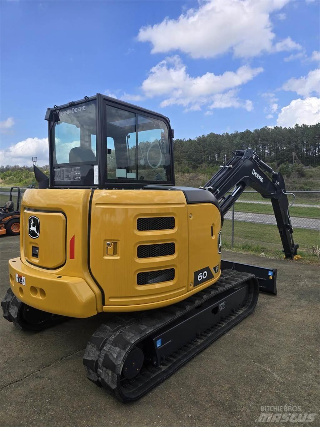 John Deere 60 P Minigraafmachines < 7t
