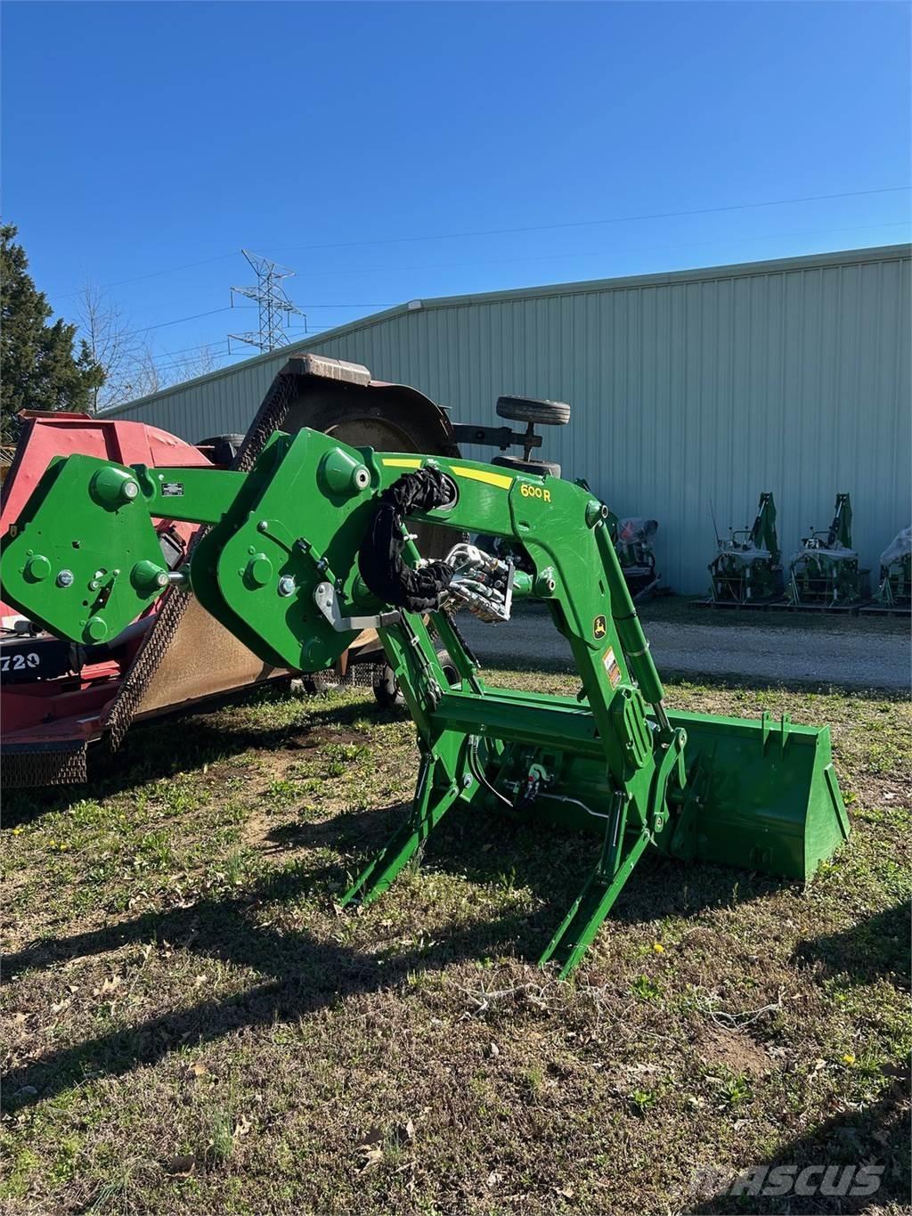 John Deere 600R Tractoren