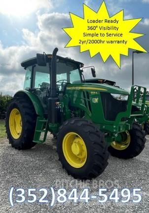 John Deere 6105E Compacttrekkers