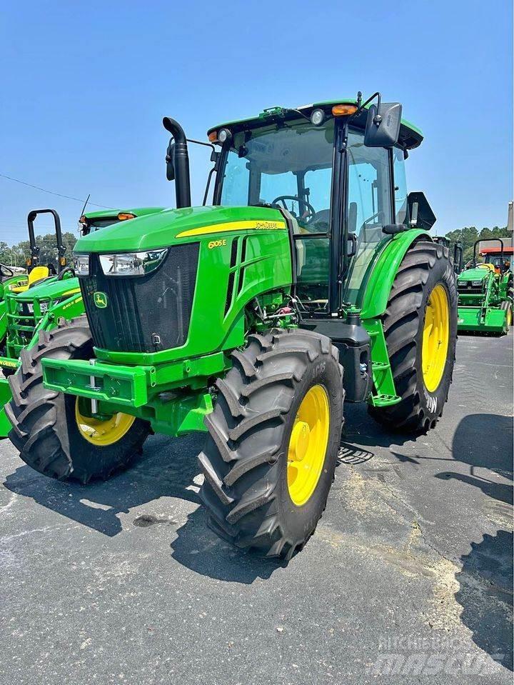 John Deere 6105E Tractoren
