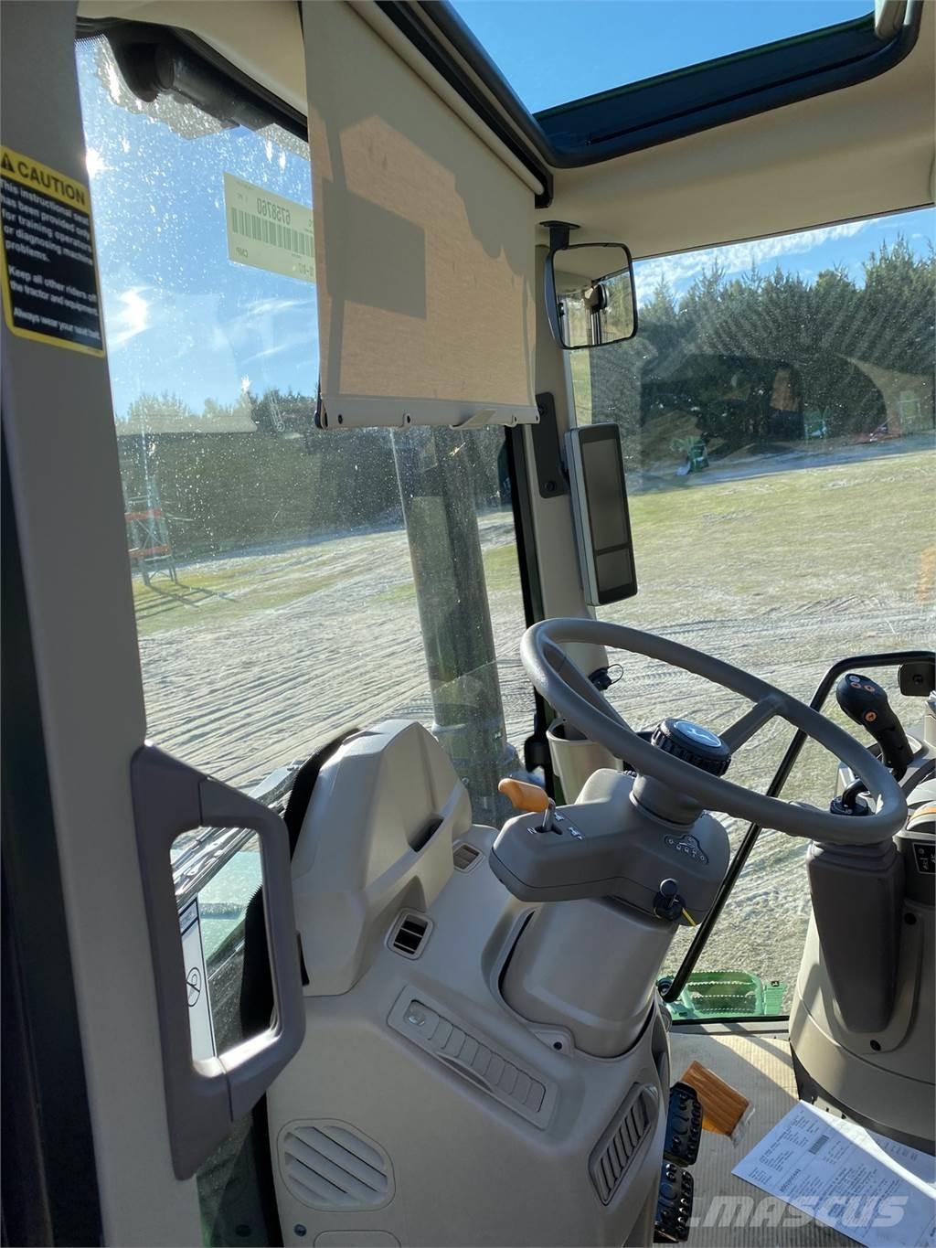 John Deere 6155M Tractoren