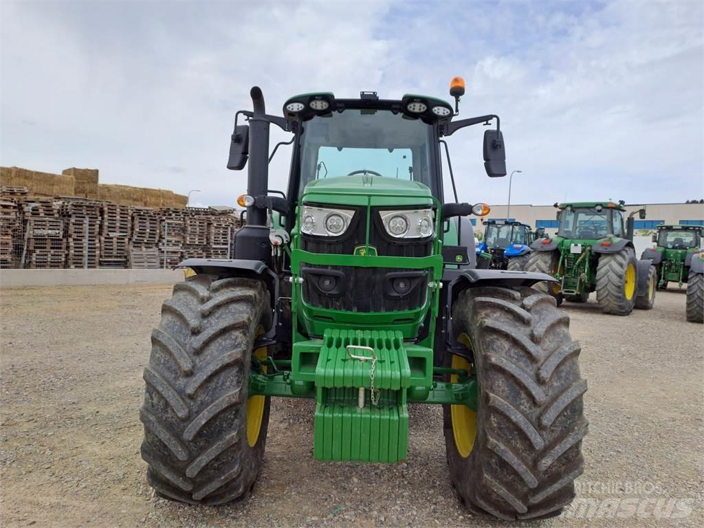 John Deere 6155M Tractoren