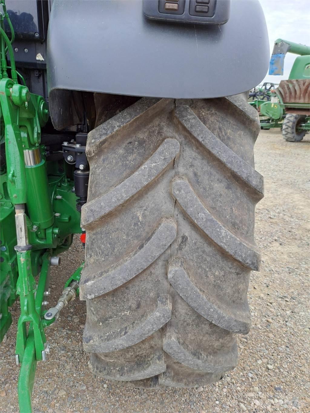 John Deere 6155M Tractoren