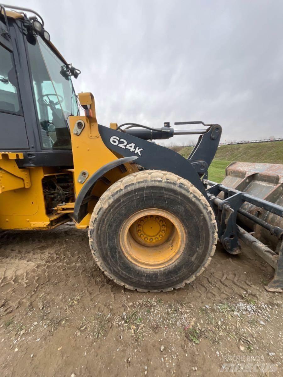 John Deere 624K Wielladers