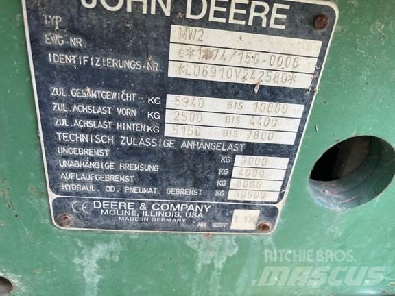 John Deere 6910 Tractoren