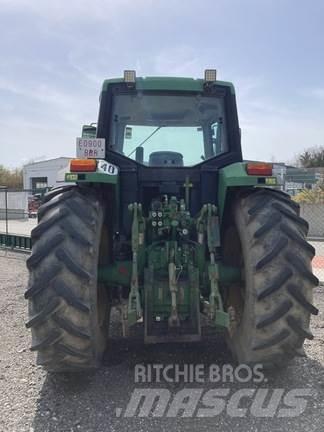 John Deere 6910 Tractoren