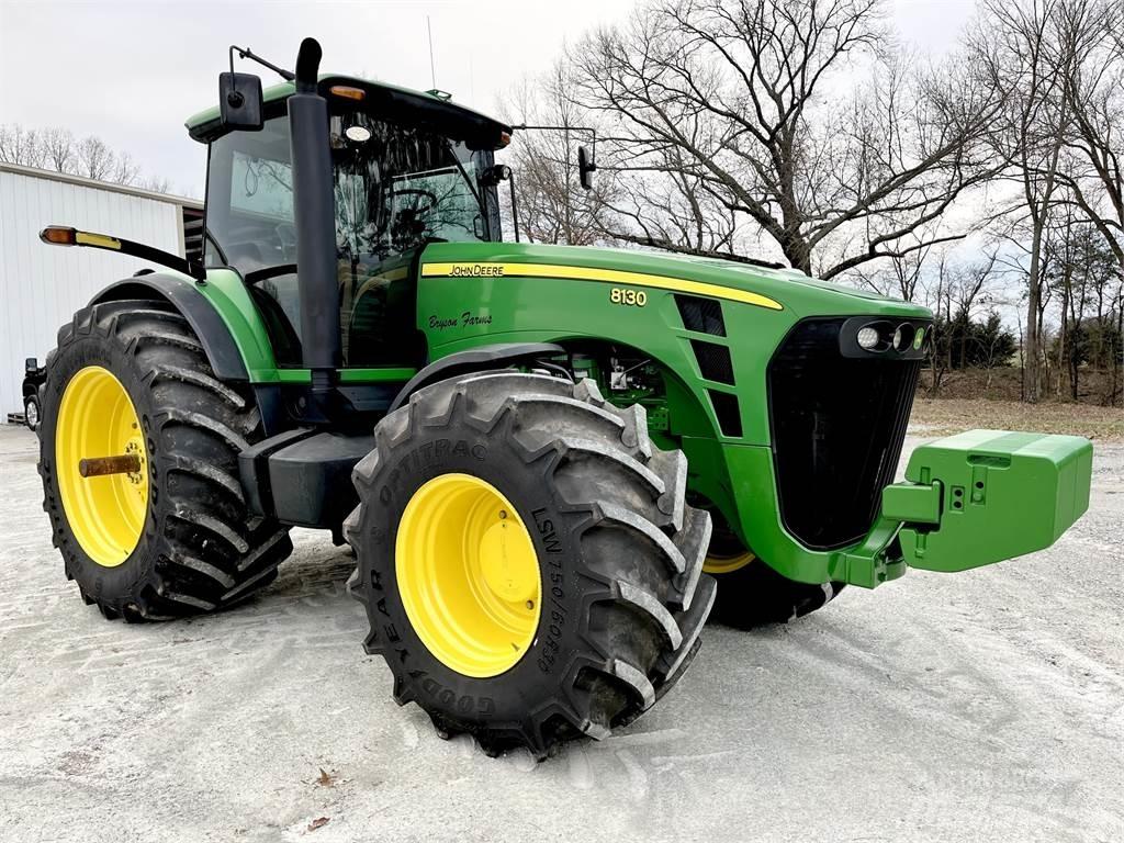 John Deere 8130 Tractoren