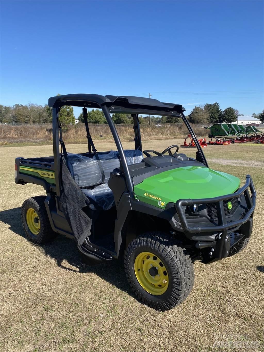 John Deere 865M Utiliteitsmachines