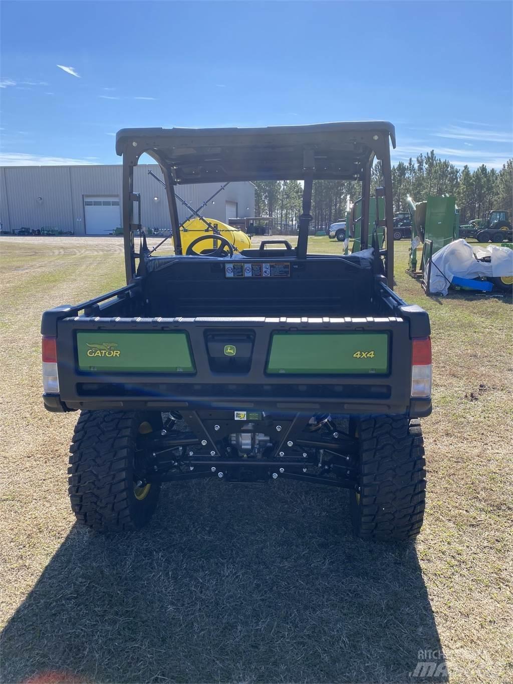 John Deere 865M Utiliteitsmachines