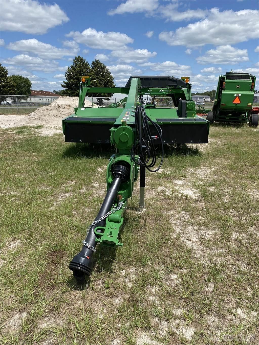 John Deere C350 Maaikneuzers
