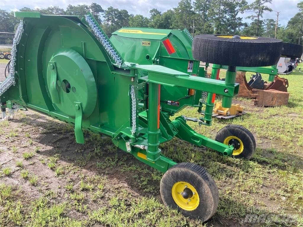 John Deere FC12E Balenhakselaars, -snijders en -afwikkelaars