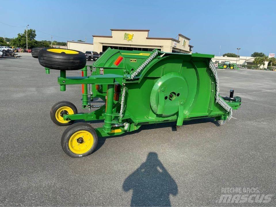 John Deere FC15E Balenhakselaars, -snijders en -afwikkelaars