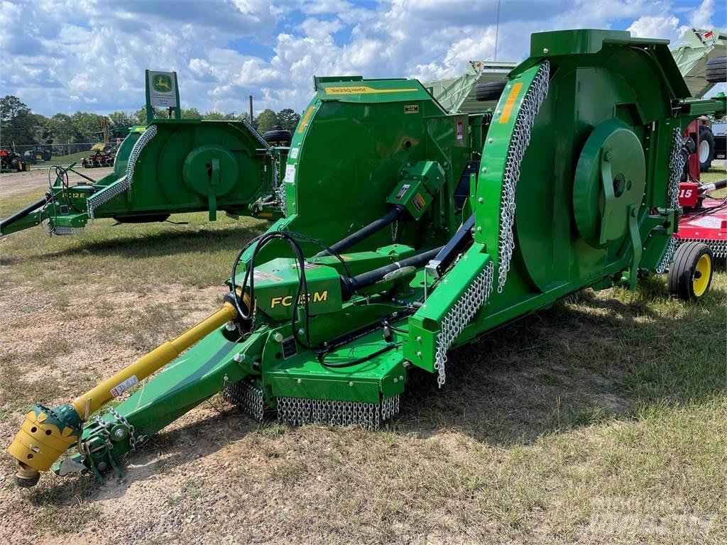 John Deere FC15M Balenhakselaars, -snijders en -afwikkelaars