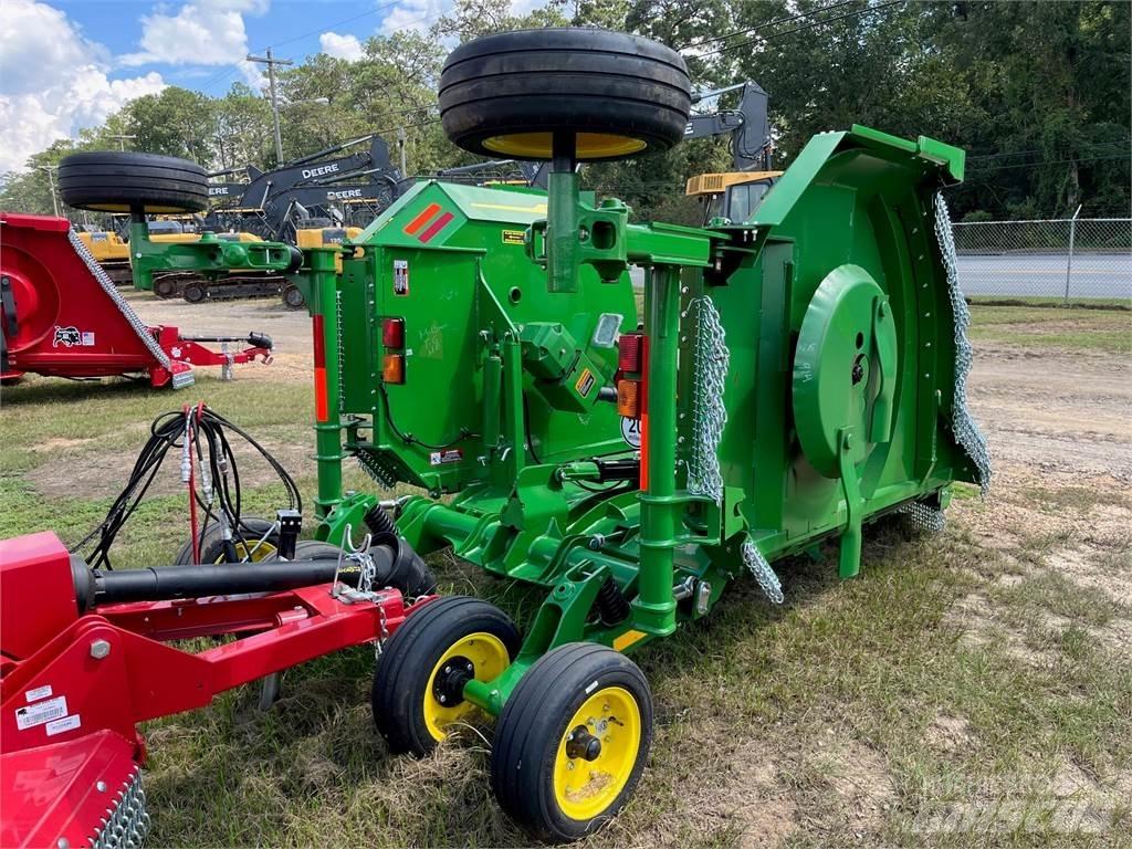 John Deere FC15M Balenhakselaars, -snijders en -afwikkelaars