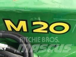 John Deere M20 Balenhakselaars, -snijders en -afwikkelaars