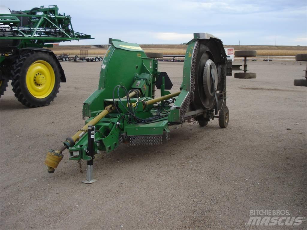 John Deere R15 Balenhakselaars, -snijders en -afwikkelaars