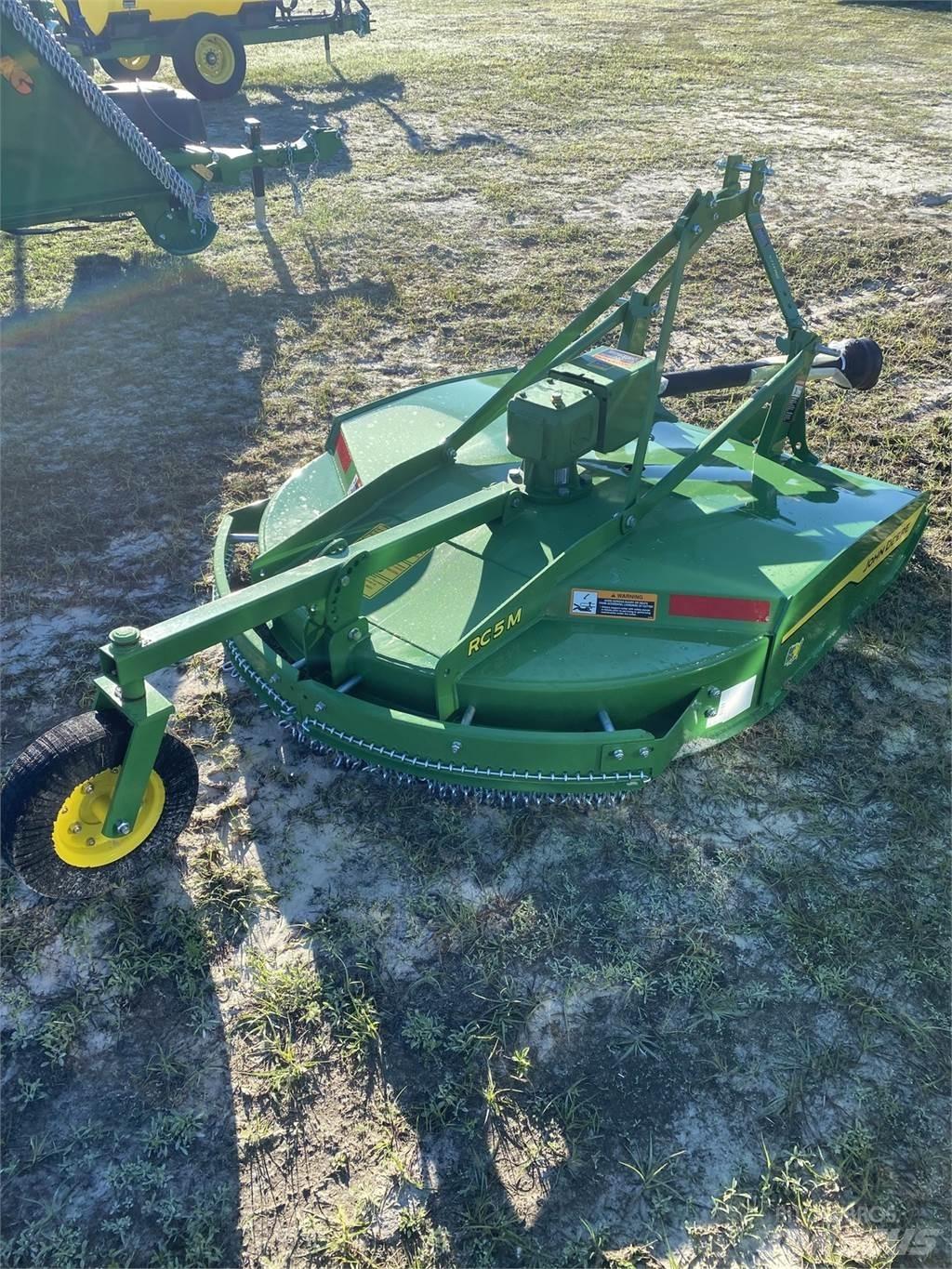 John Deere RC5M Balenhakselaars, -snijders en -afwikkelaars