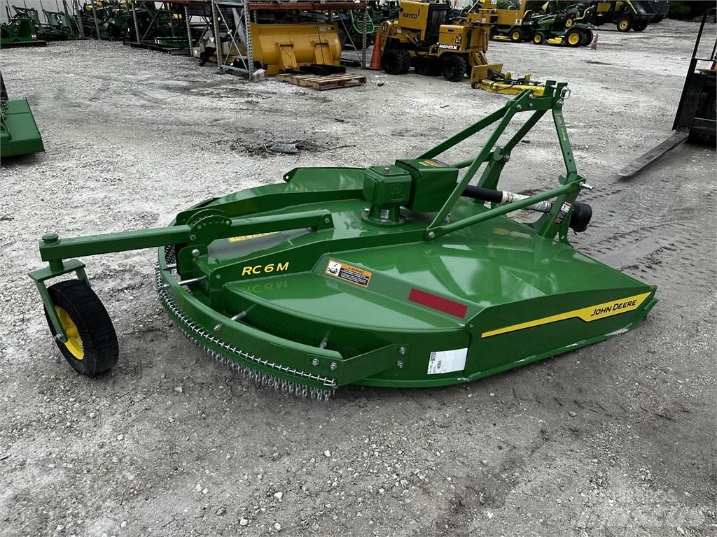 John Deere RC6M Balenhakselaars, -snijders en -afwikkelaars