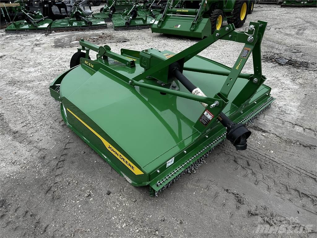 John Deere RC6M Balenhakselaars, -snijders en -afwikkelaars