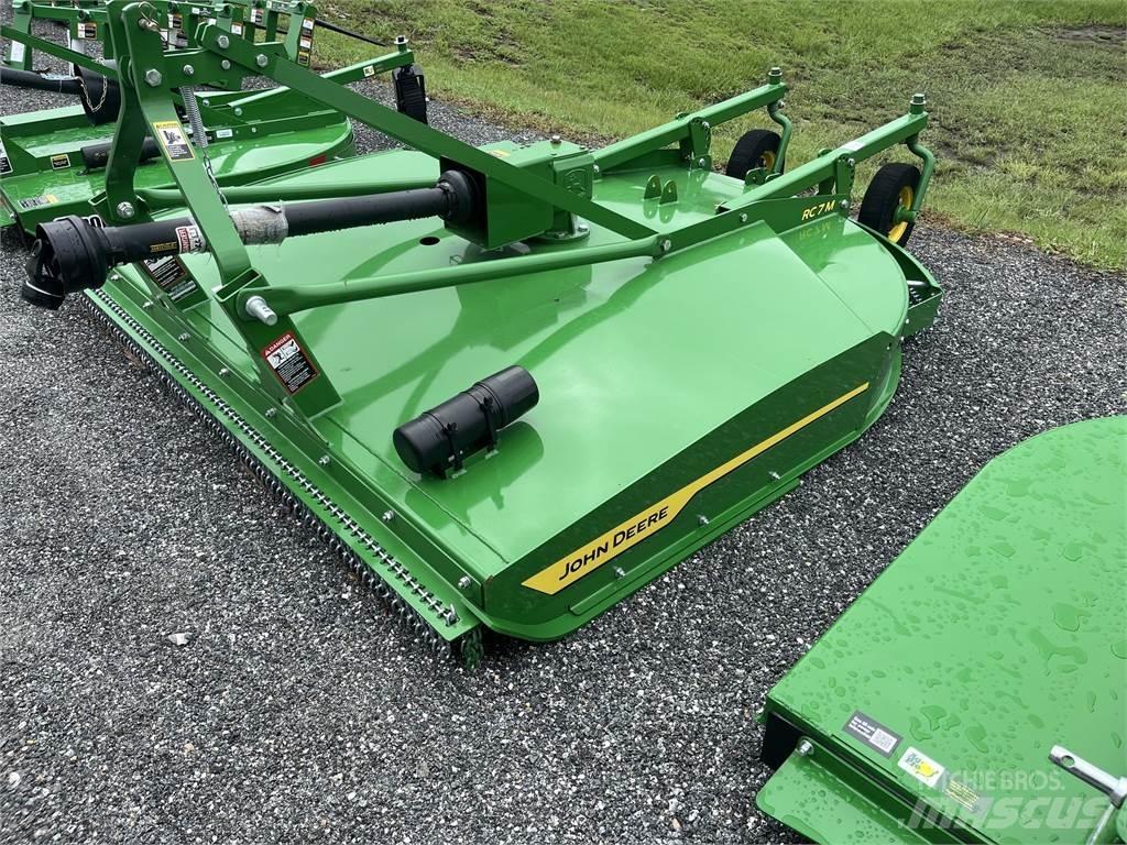 John Deere RC7M Balenhakselaars, -snijders en -afwikkelaars