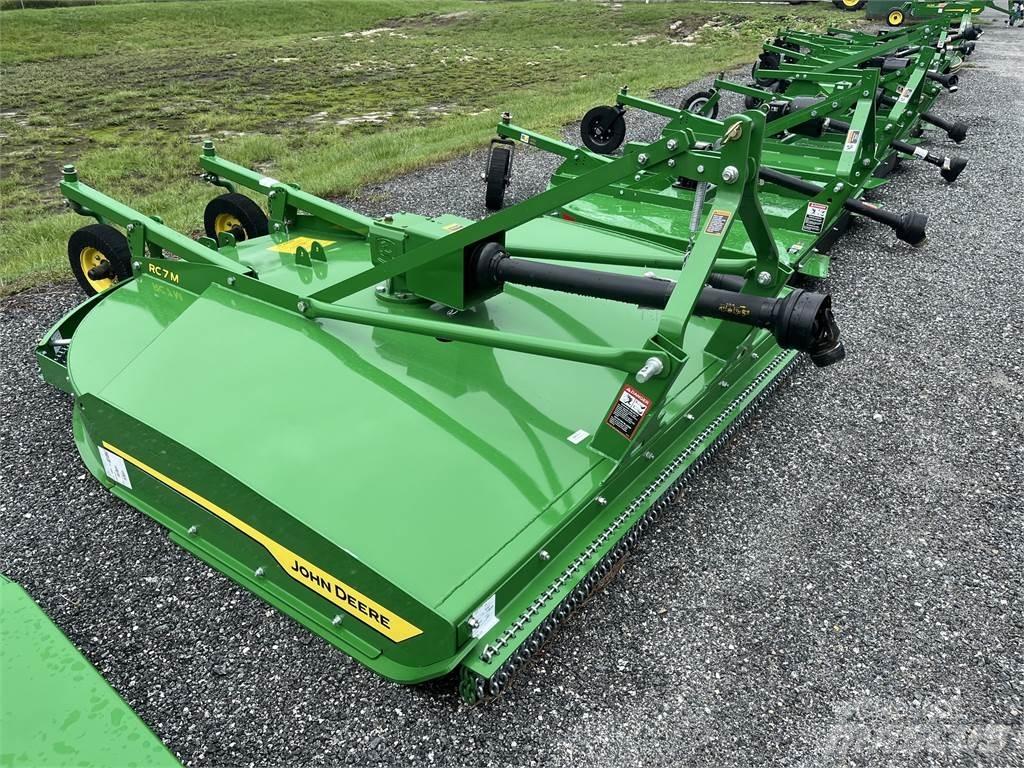 John Deere RC7M Balenhakselaars, -snijders en -afwikkelaars