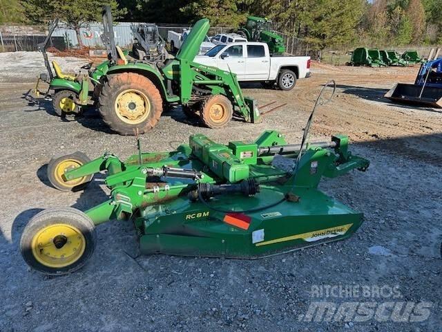 John Deere RC8M Balenhakselaars, -snijders en -afwikkelaars