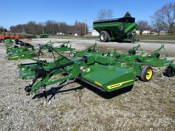 John Deere RC8M Balenhakselaars, -snijders en -afwikkelaars