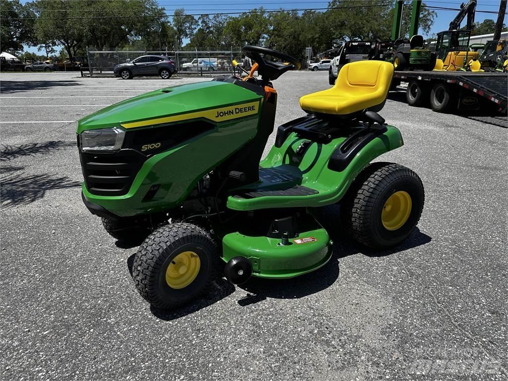 John Deere S100 Rijmaaiers