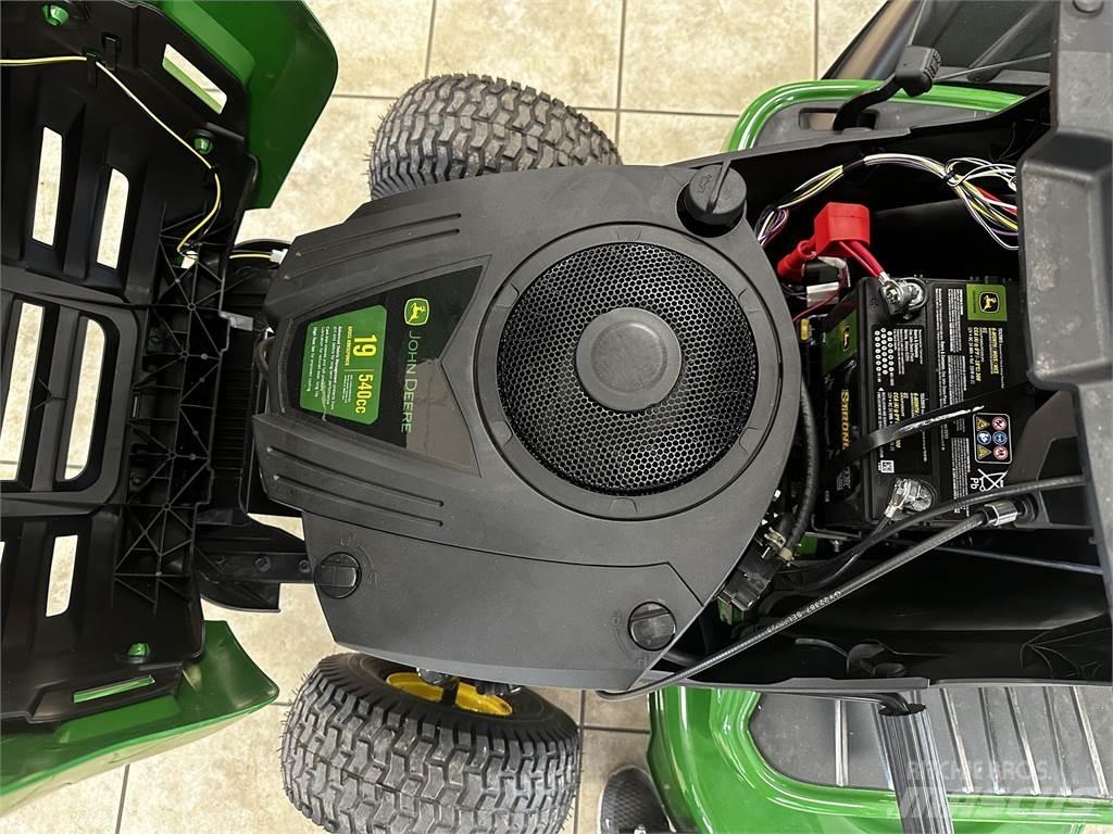 John Deere S110 Rijmaaiers
