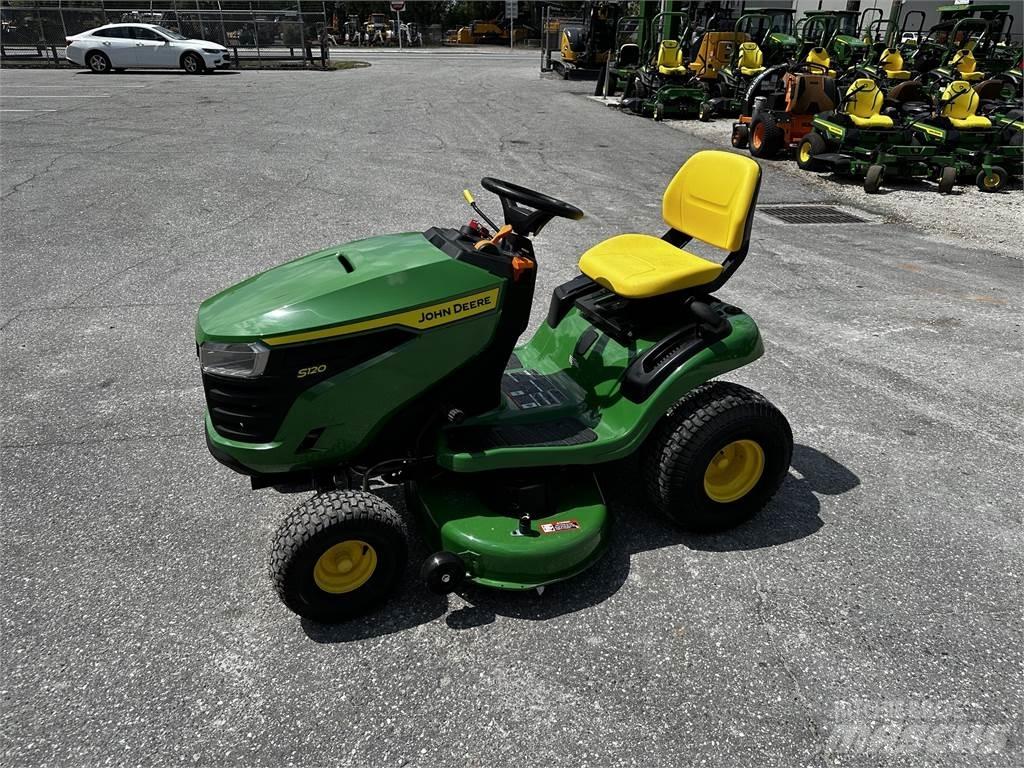 John Deere S120 Rijmaaiers