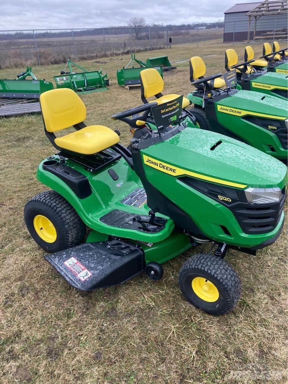 John Deere s120 Rijmaaiers