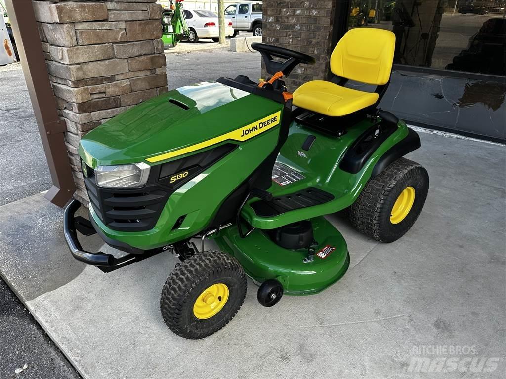John Deere S130 Rijmaaiers