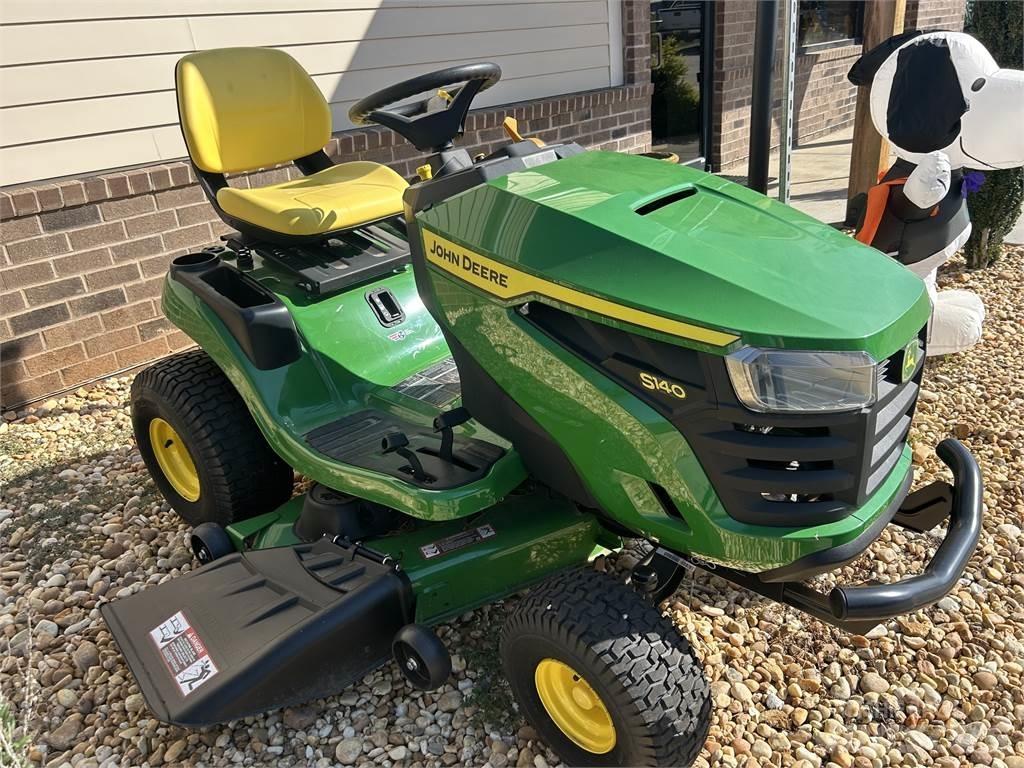 John Deere S140 Rijmaaiers