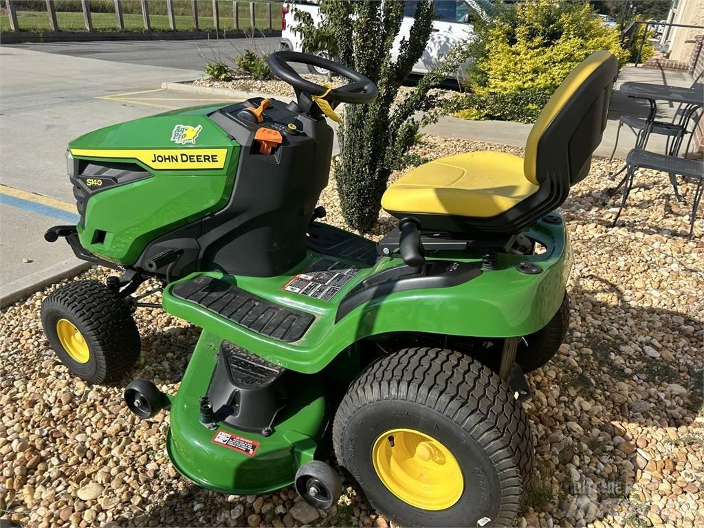 John Deere S140 Rijmaaiers