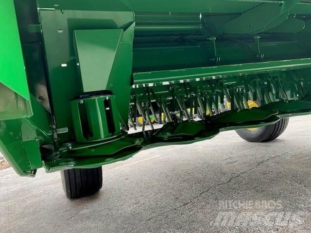 John Deere S300 Maaikneuzers