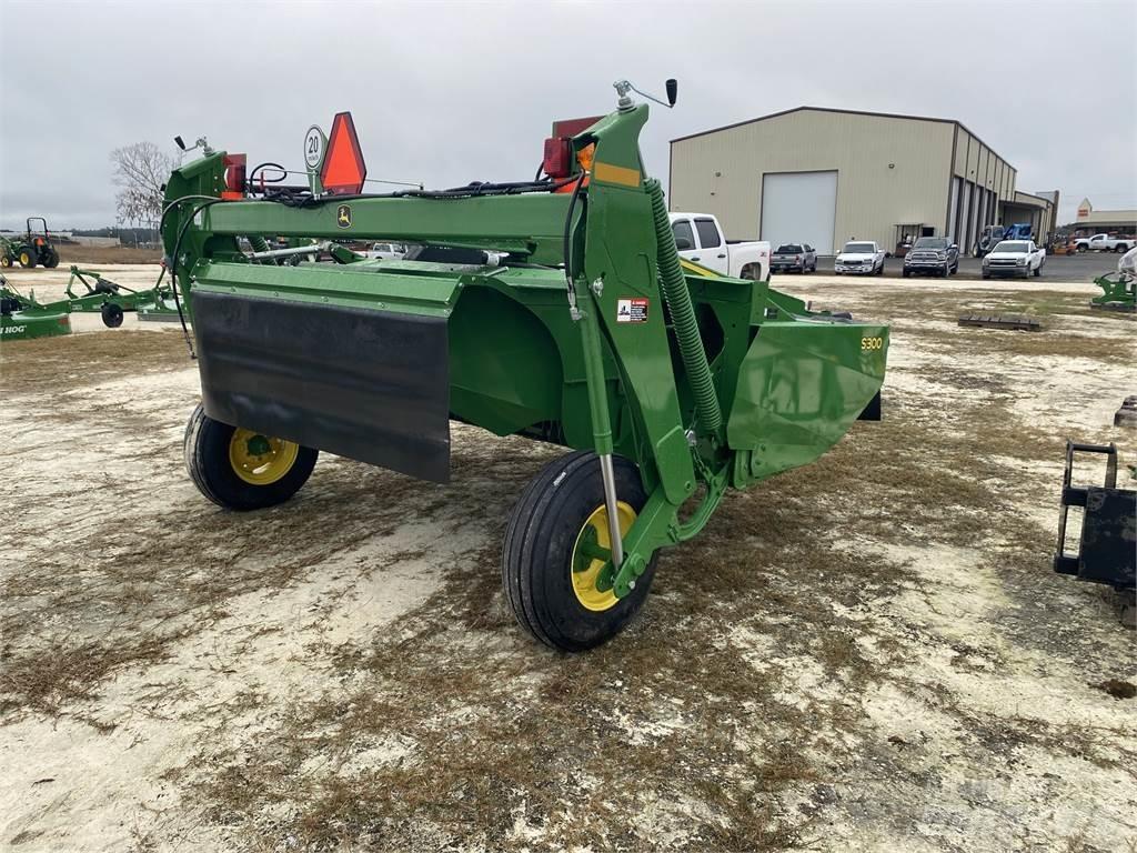 John Deere S300 Maaikneuzers