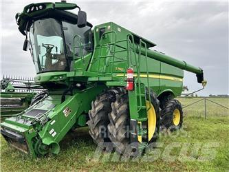 John Deere S680 Maaidorsmachines