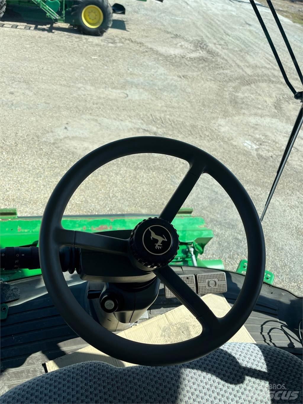 John Deere S680 Maaidorsmachines