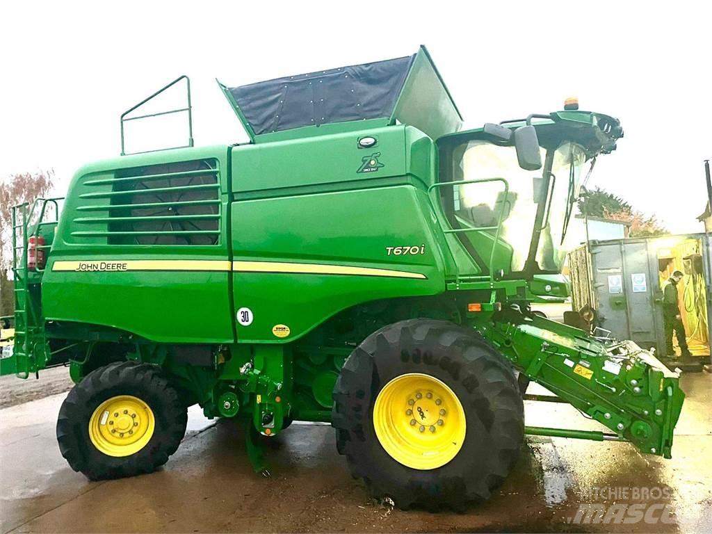 John Deere T670 Maaidorsmachines