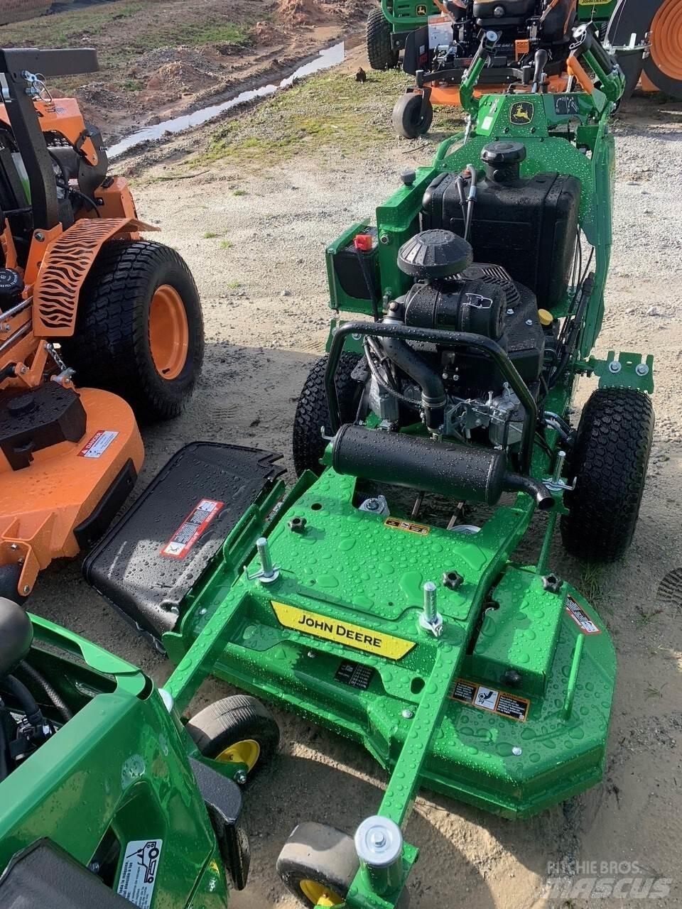 John Deere W36R Loopmaaier